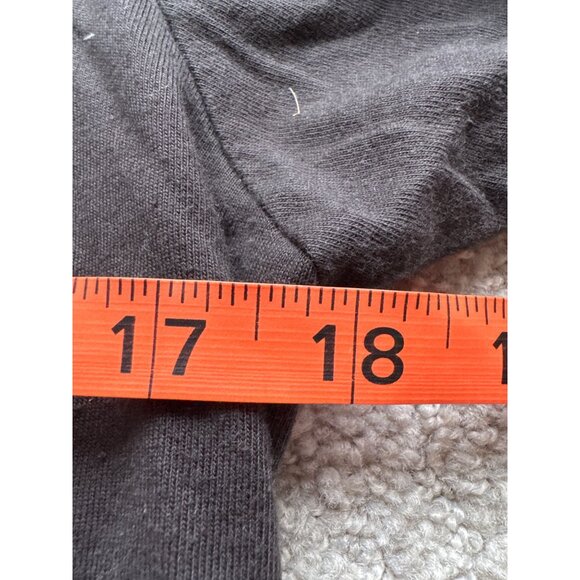 Vans X-Large Graphic Tee Yin Yang Wings Floral Design Black Short Sleeve Cotton - Picture 6 of 6